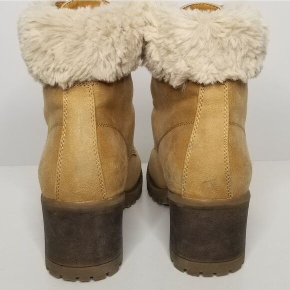 White Mountain Cliffs by Tori Women's Ankle Booties Color- Wheat Size 8.5M - Picture 3 of 11